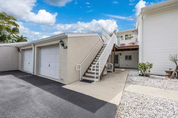 Naples, FL 34113,492 Bristle Cone LN #47