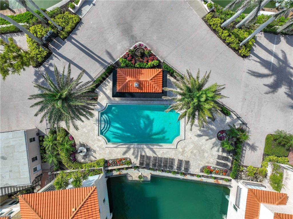 Naples, FL 34103,4000 Gulf Shore BLVD N #500