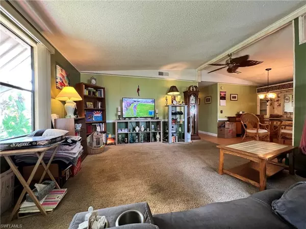 Naples, FL 34114,251 Loon LN #251