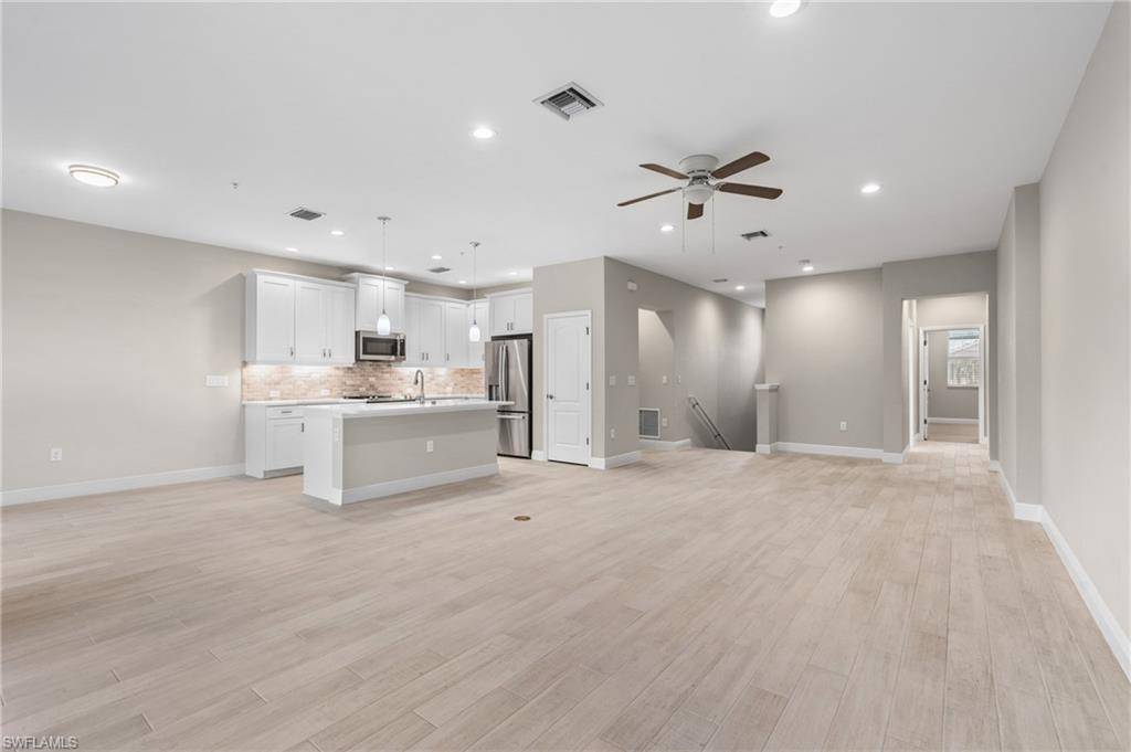 Naples, FL 34120,2318 Sawyers Hill RD #107