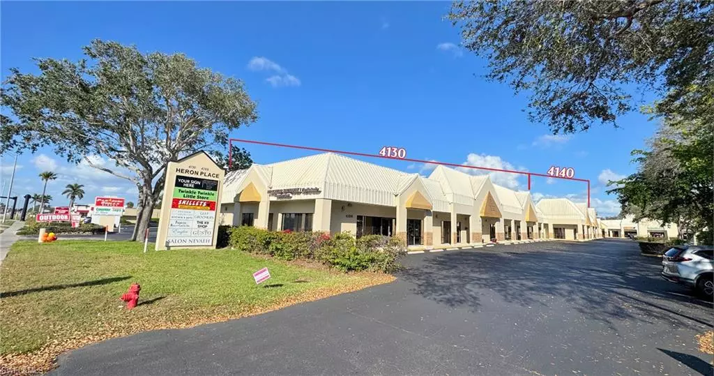 4130 4130 & 4140 Tamiami TRL N, Naples, FL 34103