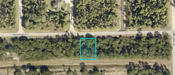 1140 Ravenswood ST E, Lehigh Acres, FL 33974