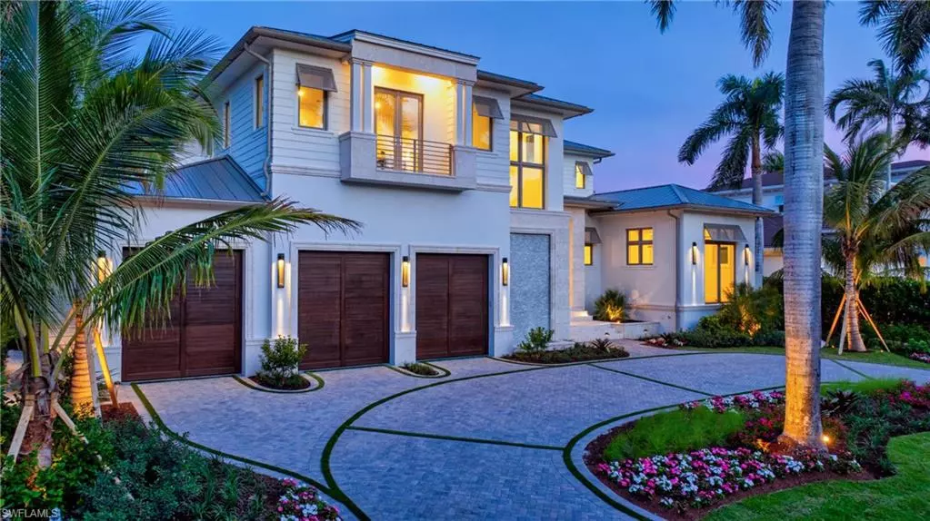 Naples, FL 34102,1935 5th ST S