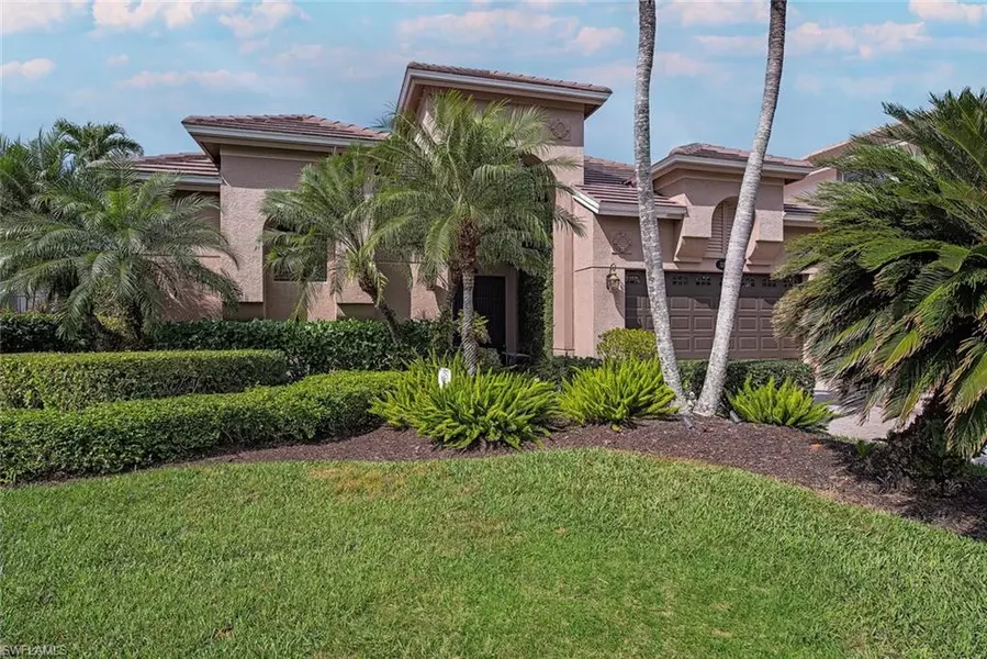 3296 Lookout LN, Naples, FL 34112