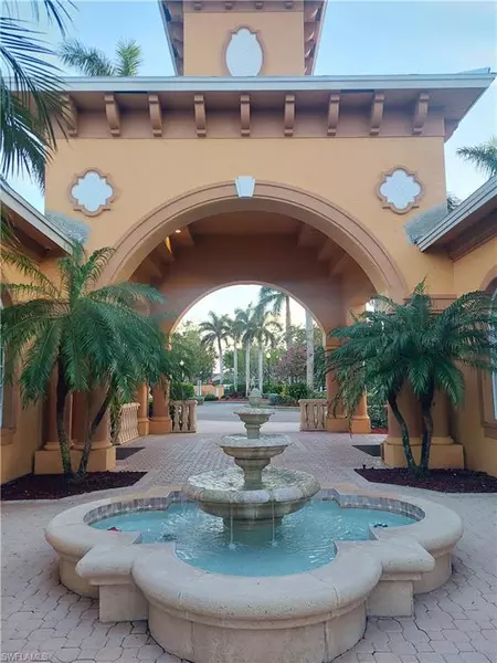 11400 Ocean Walk CIR #102, Fort Myers, FL 33908