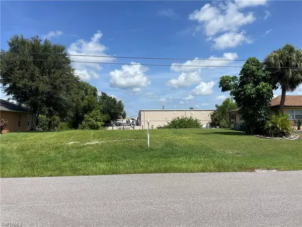 Cape Coral, FL 33990,1216 SE 13th AVE