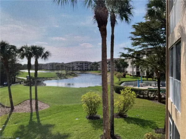 Naples, FL 34112,3820 Sawgrass WAY #3027