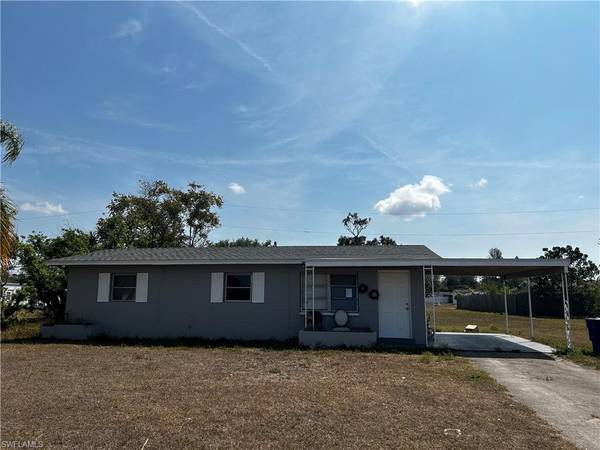 216 Oregon WAY, Lehigh Acres, FL 33936