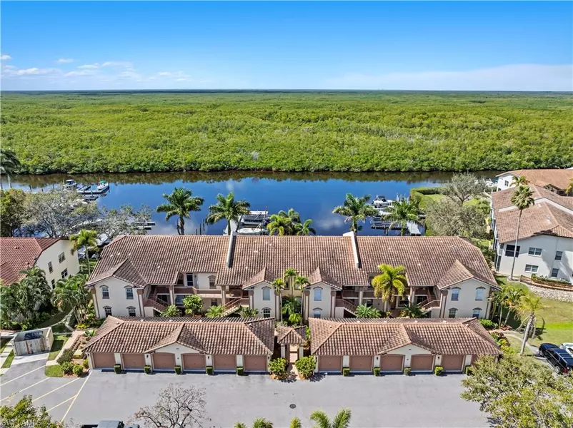 182 Newport DR #1003, Naples, FL 34114