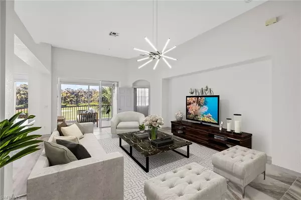 Naples, FL 34109,2150 Aberdeen LN #7-202