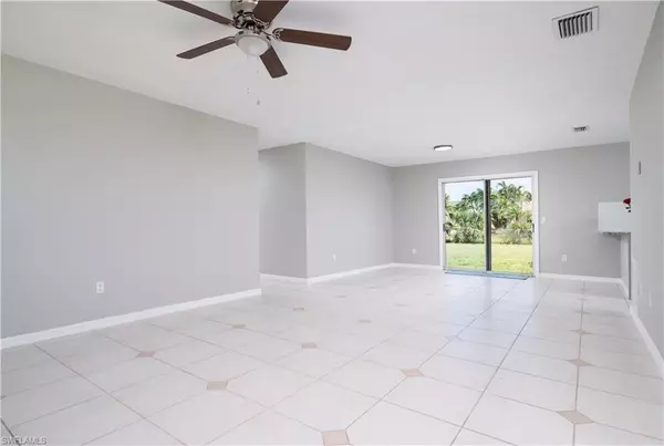 Port Charlotte, FL 33981,6233 Drucker CIR