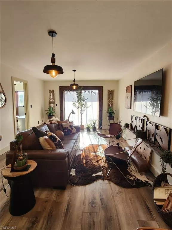 North Fort Myers, FL 33903,1201 Barrett RD #1207