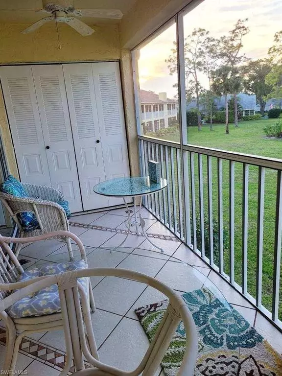 Naples, FL 34112,2654 Kings Lake BLVD #6-204