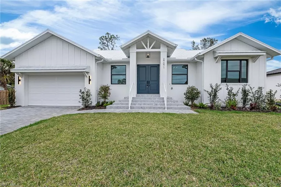 27071 Holly LN, Bonita Springs, FL 34135