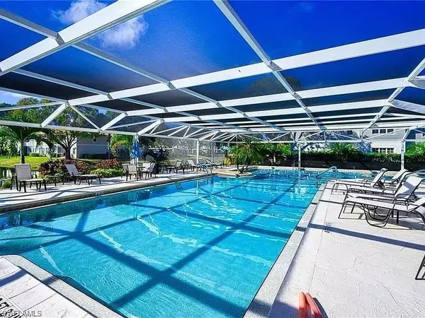 7564 Silver Trumpet LN #U204, Naples, FL 34109