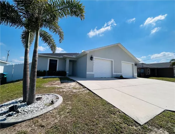 1405 Nelson RD N, Cape Coral, FL 33993