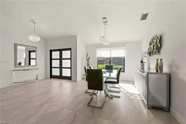 Naples, FL 34112,2307 Queens WAY