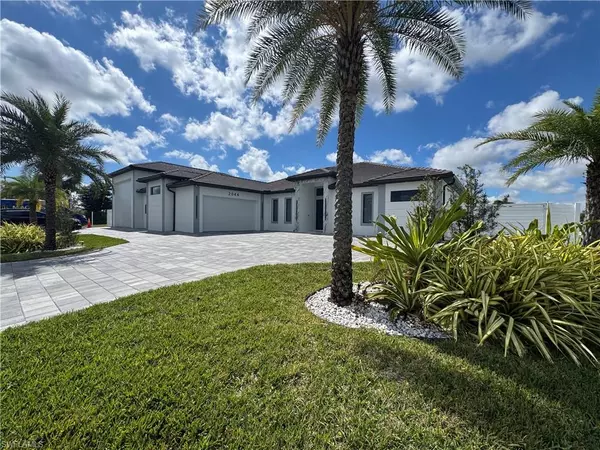 Cape Coral, FL 33909,2044 NE 5th ST