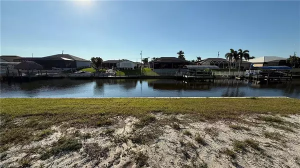 Cape Coral, FL 33914,3222 SW 1st PL