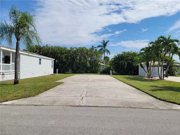 Fort Myers, FL 33905,5761 Pathwood CT