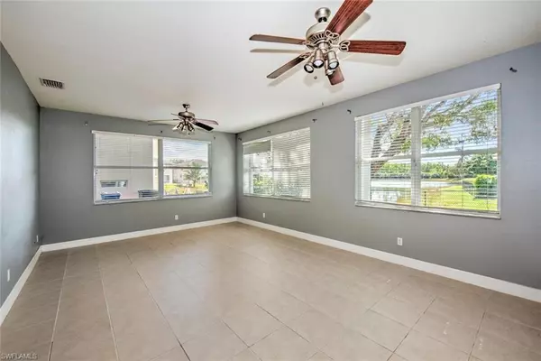 Estero, FL 33928,9804 Springlake CIR