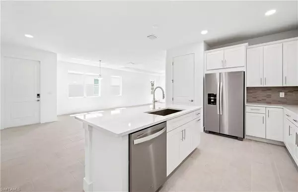 Naples, FL 34114,8885 Oceana WAY