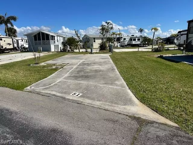 Fort Myers, FL 33908,19681 Summerlin  Rd  D-51