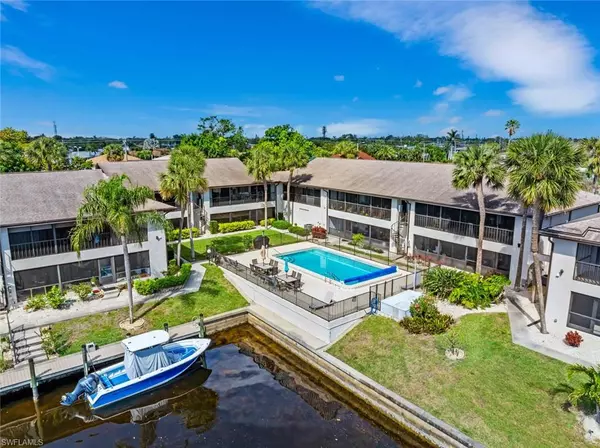 3935 Country Club BLVD #20,  Cape Coral,  FL 33904