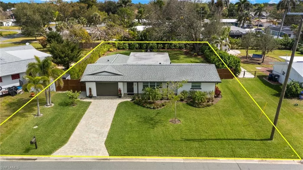 Fort Myers, FL 33919,6304 Saint Andrews CIR S