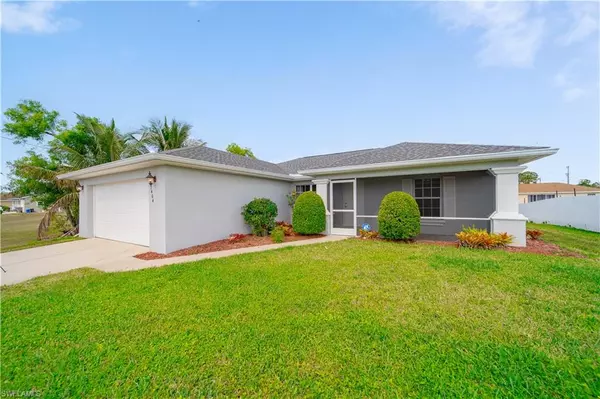 3404 6th ST SW, Lehigh Acres, FL 33976