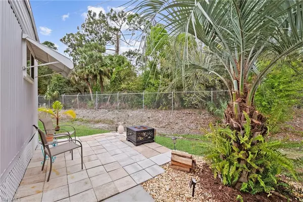 North Fort Myers, FL 33917,211 Shrub LN N