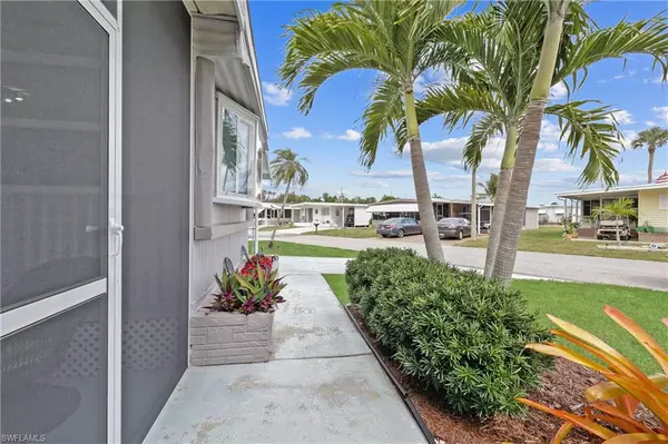 North Fort Myers, FL 33917,211 Shrub LN N