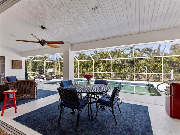 Fort Myers, FL 33901,1377 Coconut DR