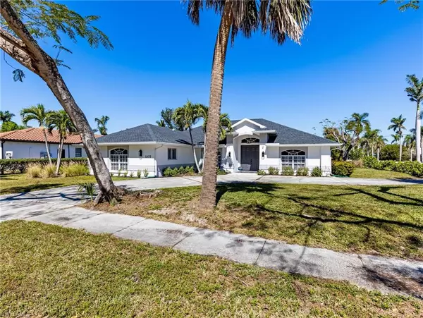 Fort Myers, FL 33901,1377 Coconut DR