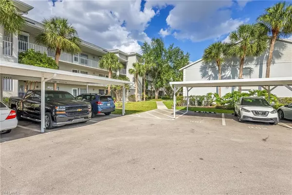 Fort Myers, FL 33919,14461 LAKEWOOD TRACE CT #308