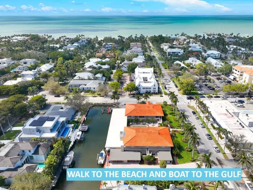 Naples, FL 34102,320 14th AVE S #320D