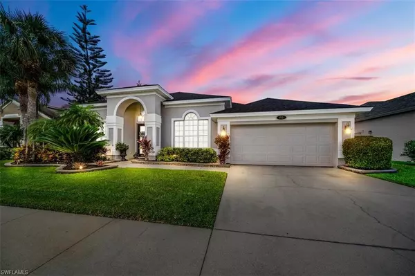 193 Skipping Stone LN, Naples, FL 34119
