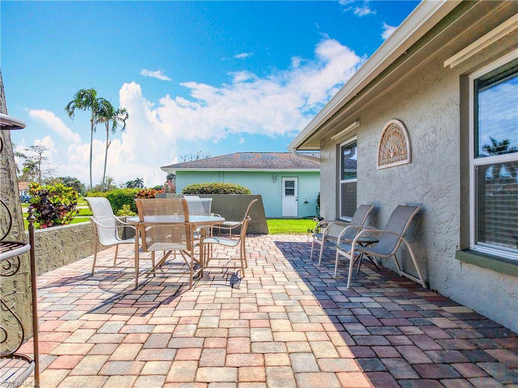 Naples, FL 34112,4364 Beechwood Lake DR