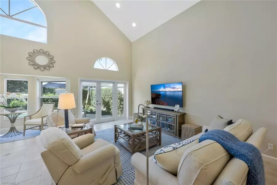 7089 Villa Lantana WAY, Naples, FL 34108