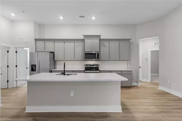 Cape Coral, FL 33991,1705 SW 13th ST