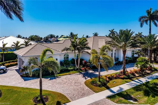 1015 Goldenrod AVE, Marco Island, FL 34145