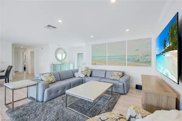 Naples, FL 34102,1250 Tuna CT