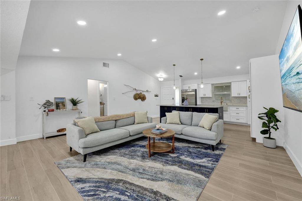 852 Rabbit RD, Sanibel, FL 33957