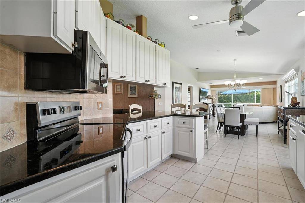 Naples, FL 34109,4588 Pasadena CT