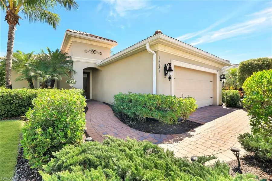14531 Manchester DR, Naples, FL 34114