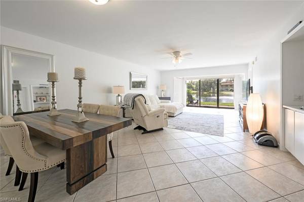 1672 Spoonbill LN #1672, Naples, FL 34105