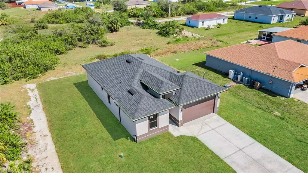 Lehigh Acres, FL 33974,409 Grant BLVD