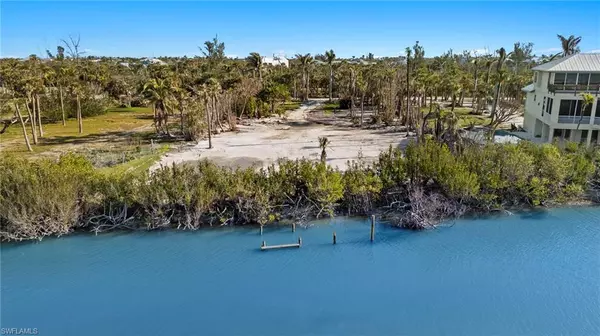 Sanibel, FL 33957,6015 Clam Bayou LN