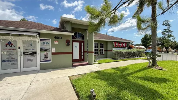 Lehigh Acres, FL 33971,4503 Lee BLVD