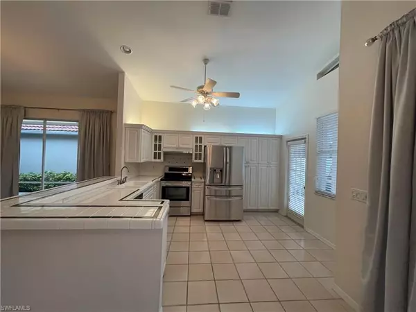 Naples, FL 34104,1118 Jardin DR